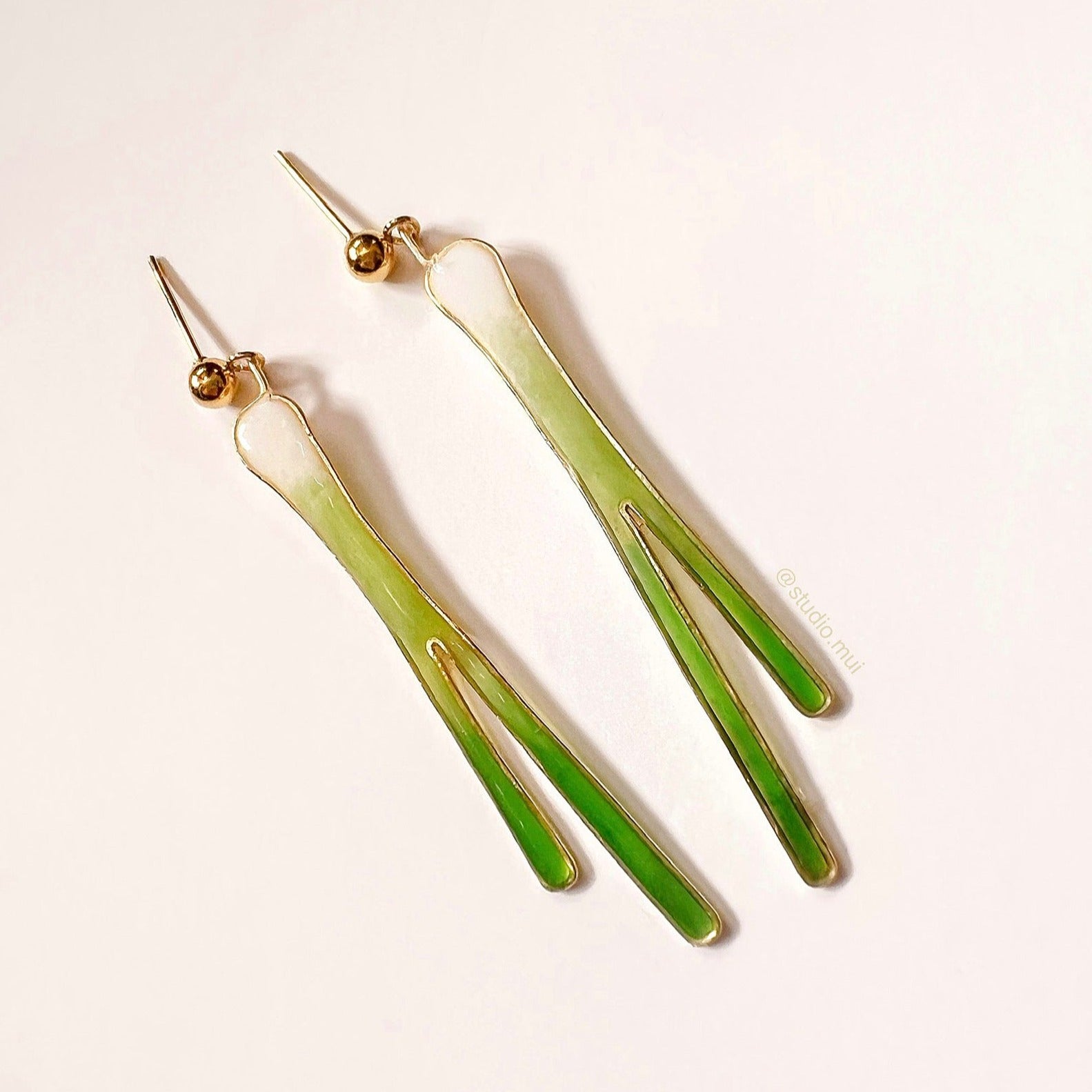 PREVIEW | Preorder| Scallion Earrings