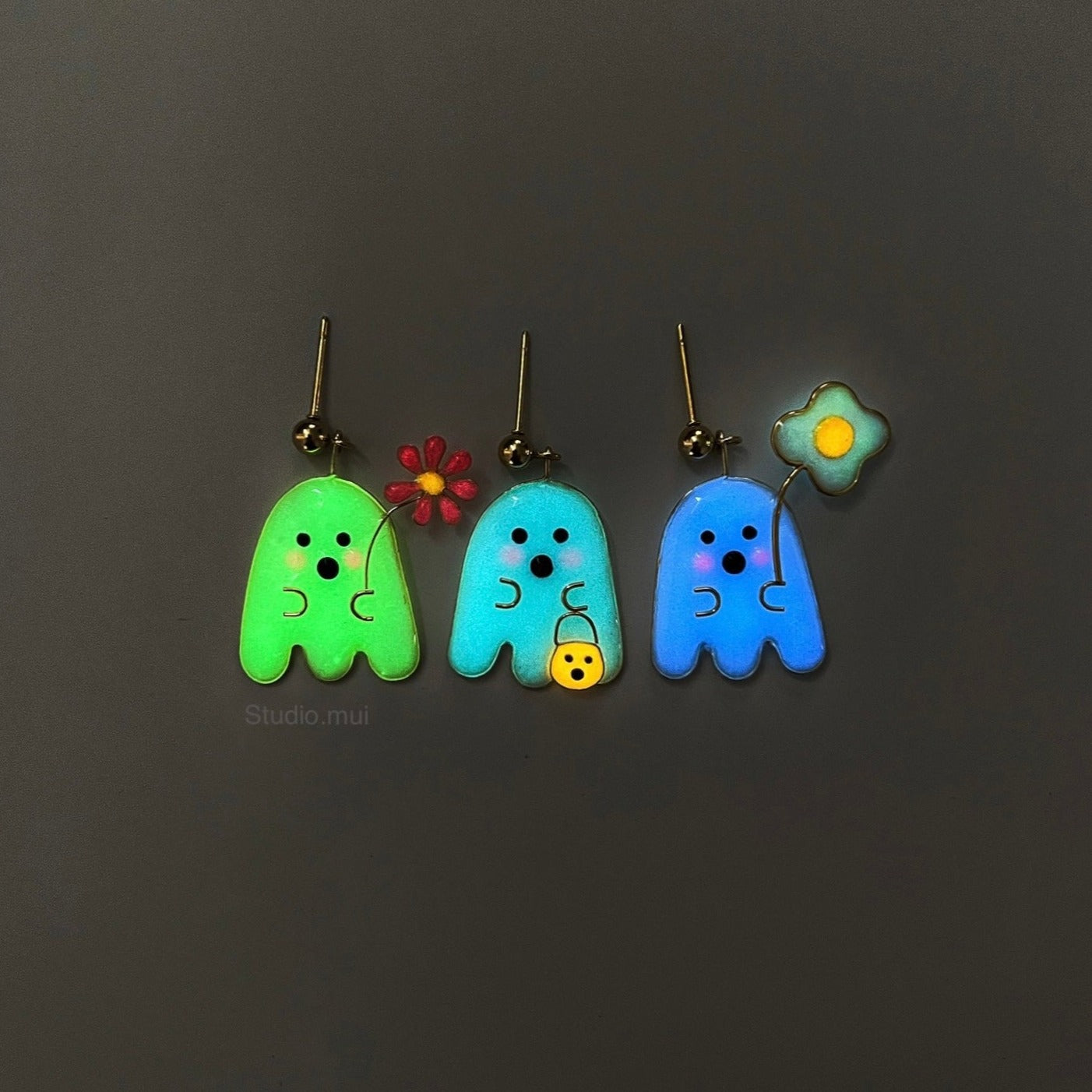 PREORDER | GHOST PALS (GLOW-IN-THE DARK)