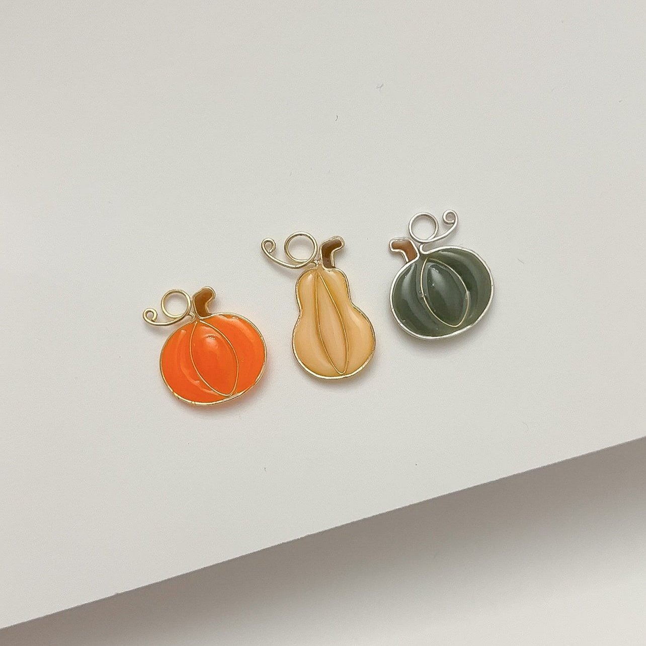 PREORDER | PUMPKIN & SQUASH MINI STUDS