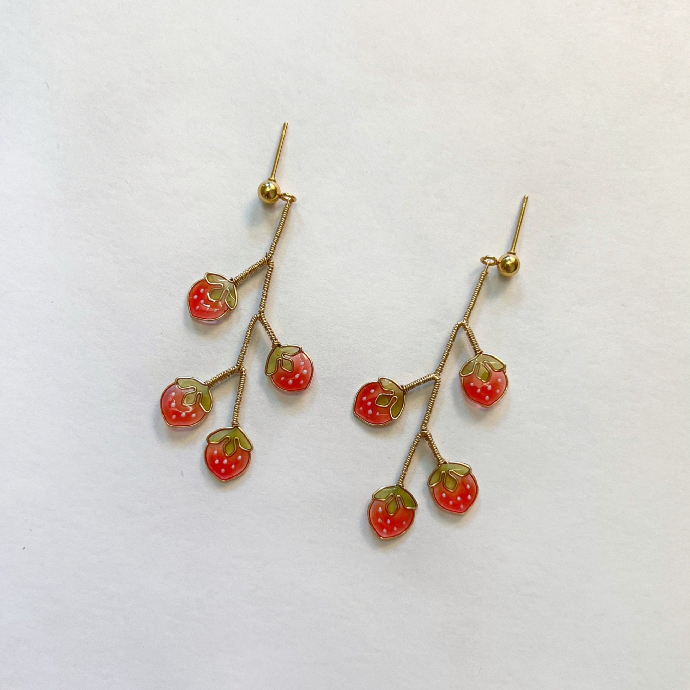 PREVIEW | Preorder| Strawberry Bundle Earrings